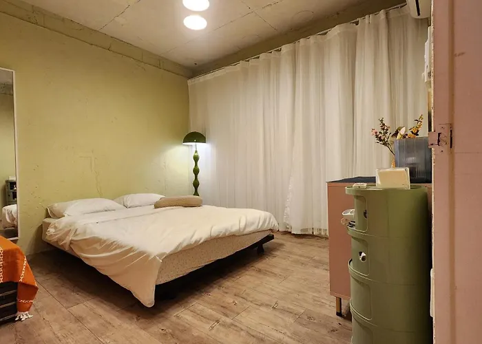 서교초후문 Seogyo Elementary School Hongdae Hongik Entrance Station 1 To 3 Minutes Away Appartement *